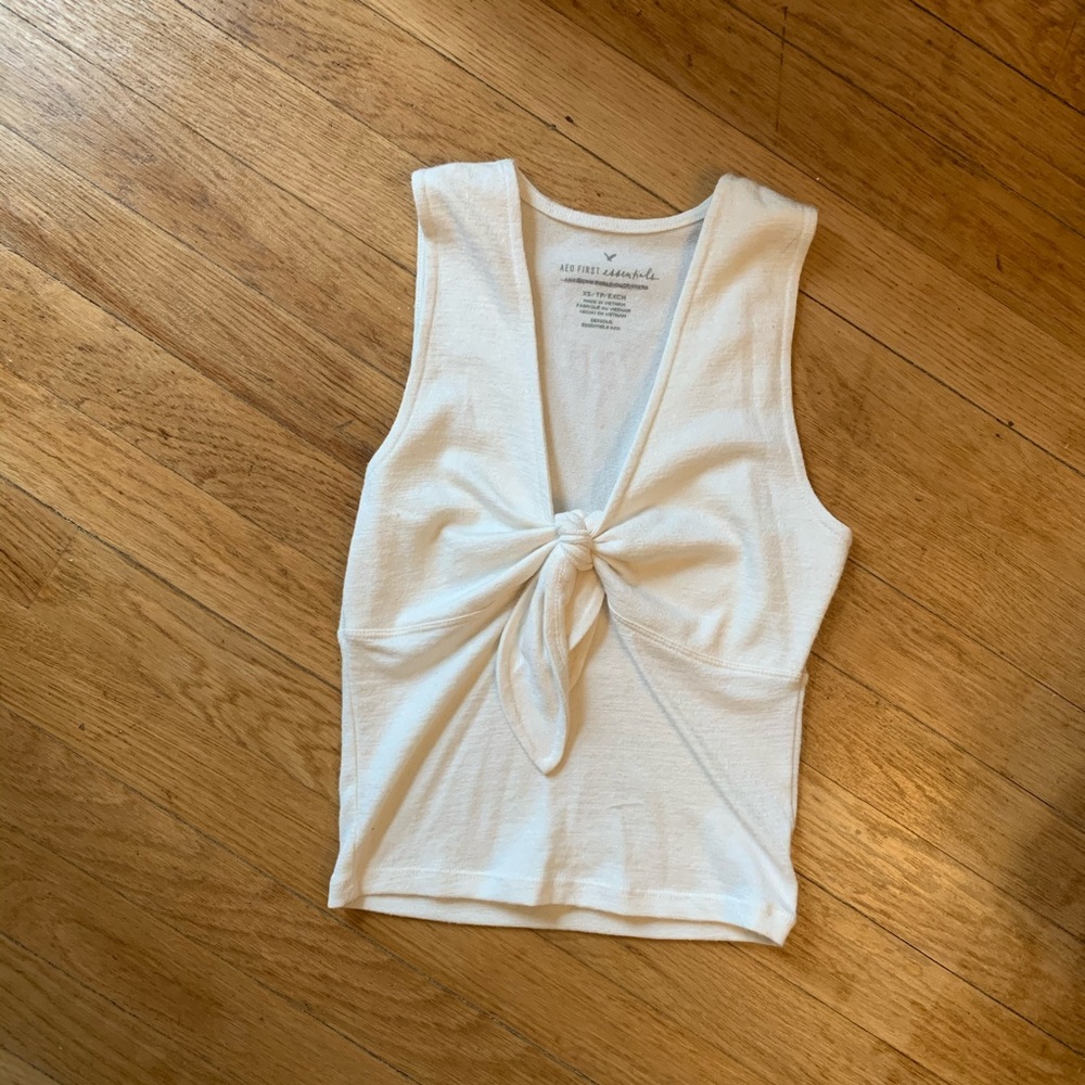 White Fitted Tie Crop Top